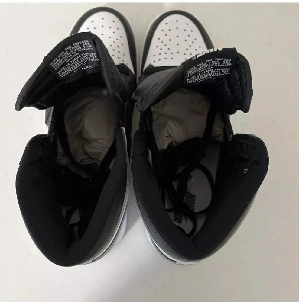 Nike Air Jordan 1 Retro High OG Shoe Black White DZ5485-010 Men's 9 No Box